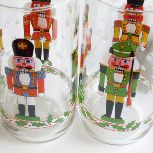 Vintage Libbey Nutcracker Christmas Glasses - Picture 1 of 9